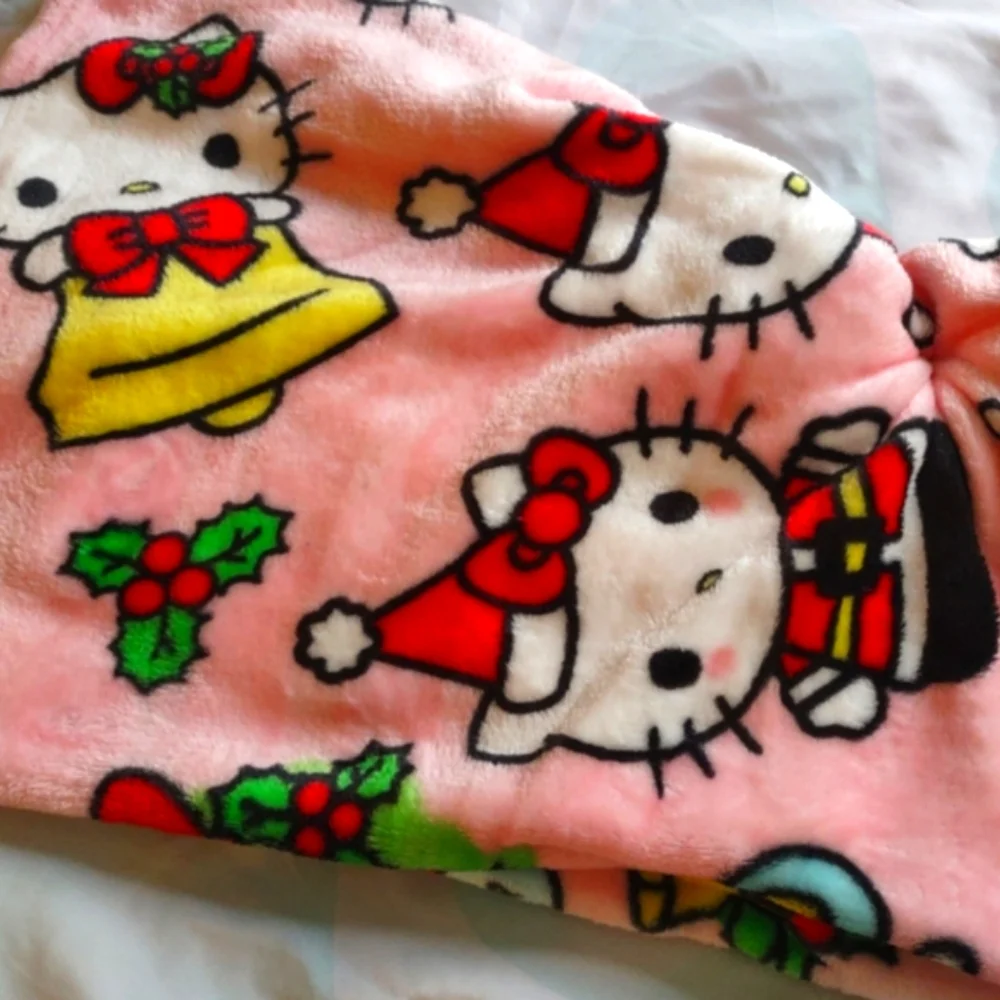 Hello Kitty Christmas Blanket 🎄